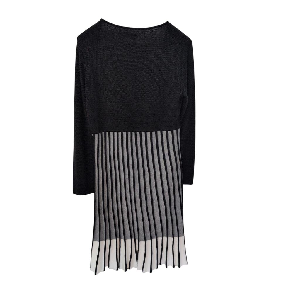 Calvin Klein Black & White Light Sweater Knit Dress Size Large - Picture 4 of 4